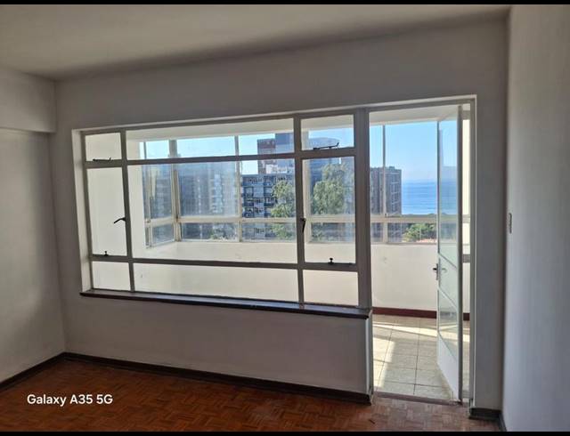2 BEDROOM PROPERTY TO RENT IN NORTH BEACH